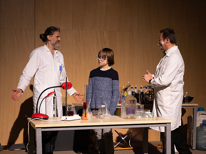 osoby ekseprymenty ogień